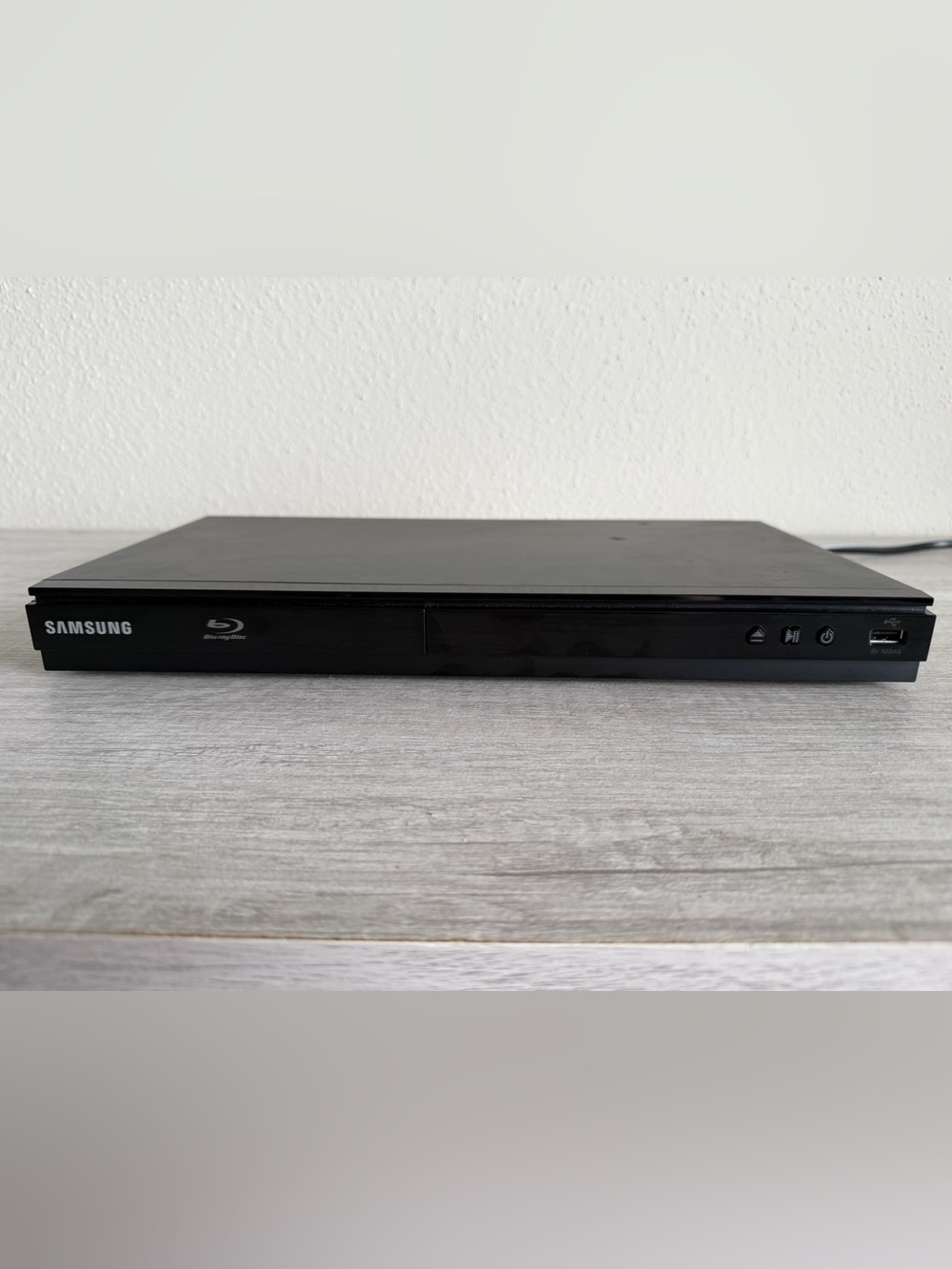 Samsung BD-E5700 Blu-Ray & DVD Player WiFi 1080p No Remote - Tested